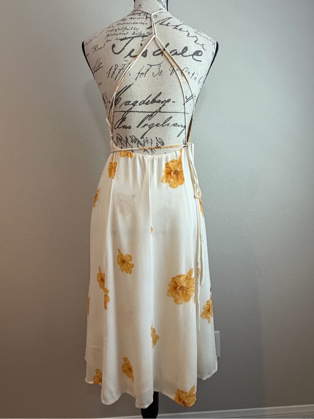 Reformation Shirley Wrap Midi Dress Butter Yellow Floral Cottagecore | S - Picture 3 of 7